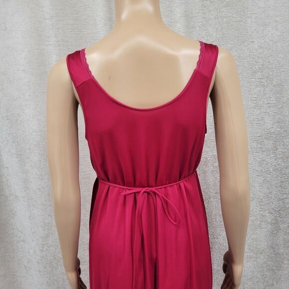 Montgomery Ward Vintage Deep Pink Nightgown and Robe Peignor Set Nylon - Picture 10 of 14